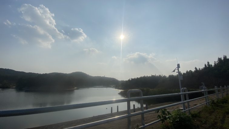 文殊乡南湾水库钓鱼场
