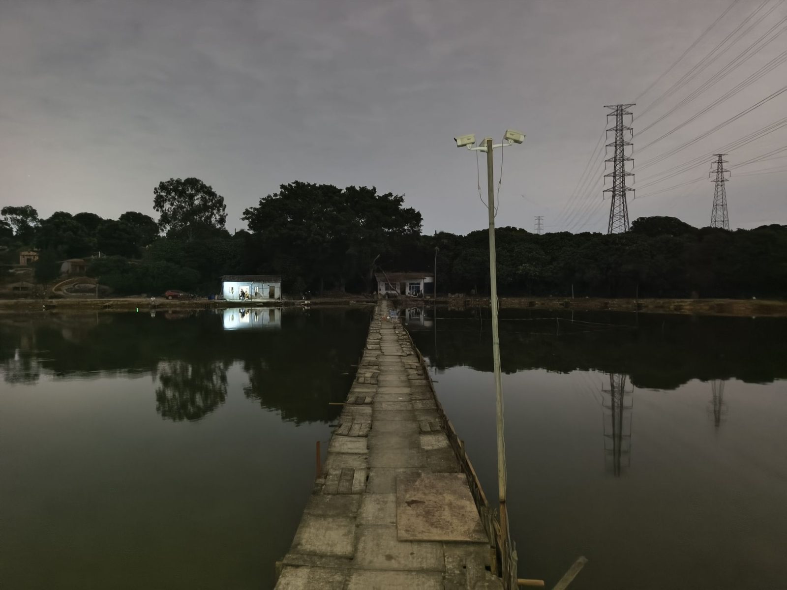 坑仔钓鱼场